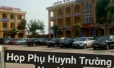 Bức ảnh họp phụ huynh "gây bão": Đảo khắp sân trường "sương sương" thấy toàn xế hộp