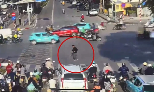 Camera AI theo dấu cụ ông đi lạc ở Hà Nội