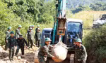 Hủy nổ an toàn quả bom nặng hơn 1 tấn phát hiện trên sông Lô