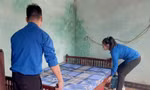 Thanh niên Phú Thọ giúp người nghèo neo đơn dọn nhà đón Tết