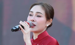 Màn trình diễn nghệ thuật xúc động tại Khu tưởng niệm chiến sĩ Gạc Ma