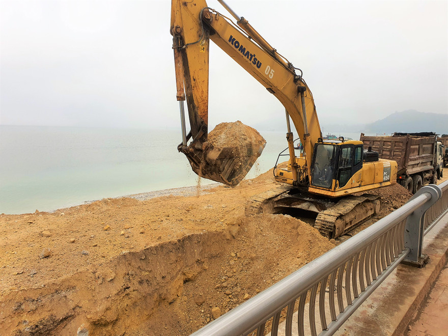 Vụ doanh nghiệp lấn vịnh Bái Tử Long: Xem xét kỷ luật loạt cán bộ xã