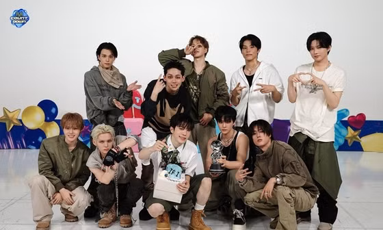 Duy nhất mới chỉ có 'Kho báu' này của Kpop phá kỷ lục năm nay