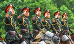 Dàn kỵ binh cảnh sát cơ động tập luyện diễu binh, diễu hành Quốc khánh 2/9