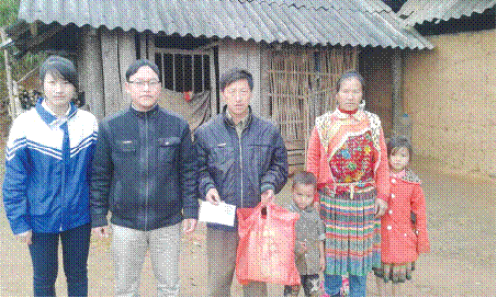 Chuyện “ngược đời” thầy cô đi tết... học trò