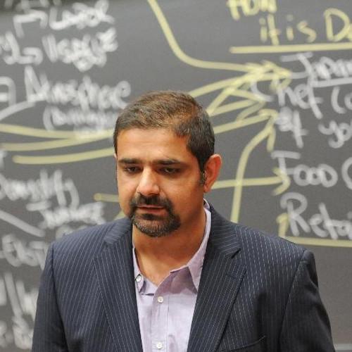 Giáo sư Karim Lakhani - Đại học Harvard.