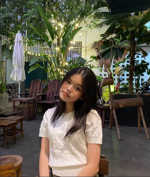 Bạn Phương Uyên thích hybrid working. Bạn Phương Uyên thích hybrid working.