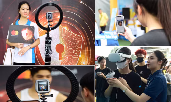 Sinh viên trải nghiệm cách 'check-in' độc lạ tại Ngày Thẻ Việt Nam - Sóng Festival 2023