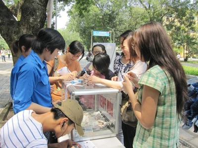 SV Bách khoa hưởng ứng “Cốc trà đá vì cộng đồng”