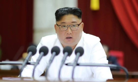 Ông Kim Jong Un phát biểu trong kỳ họp của đảng Lao động Triều Tiên khai mạc từ cuối tuần qua. (Ảnh: KCNA)
