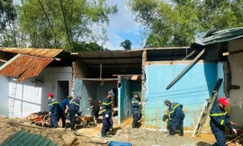 Chiến dịch Quang Trung: Công an thần tốc dựng lại nhà cho người dân vùng bão lũ