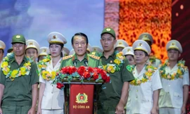 Lực lượng Công an nhân dân phát huy truyền thống vẻ vang, lấy sự bình yên của nhân dân làm sứ mệnh