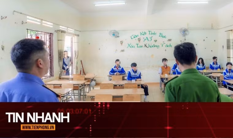 TIN NHANH: Khởi tố vụ án liên quan nam sinh lớp 8 tự tử nghi do bạo lực học đường