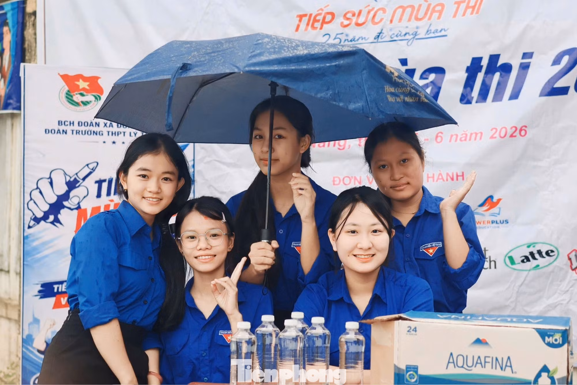 tp-da-nang-tiep-suc-mua-thi-16.jpg