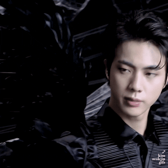 Netizen không ngừng trầm trồ về visual cực phẩm của Jin (BTS) suốt 7 năm qua ảnh 7