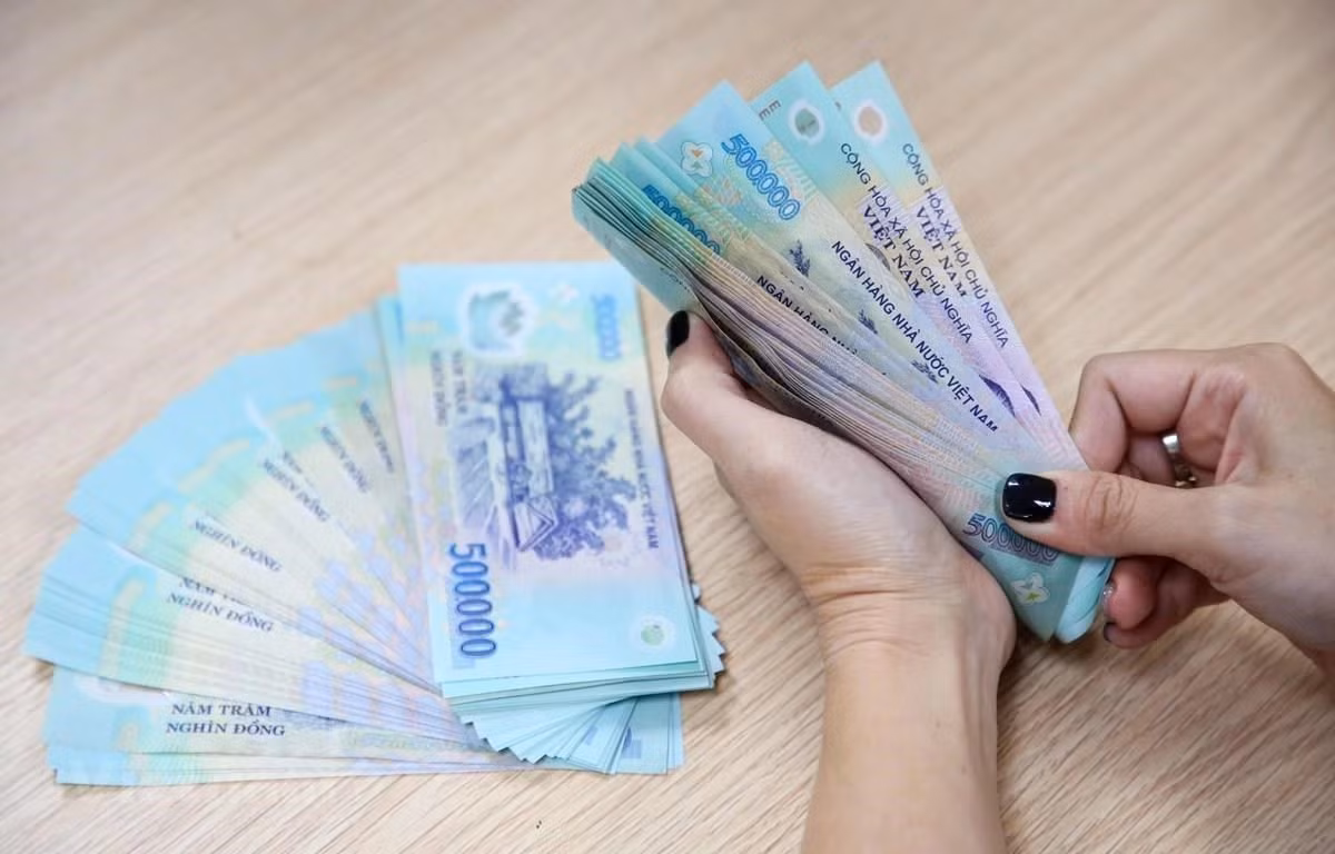 muc-luong-toi-thieu-vung-0906115857.jpg