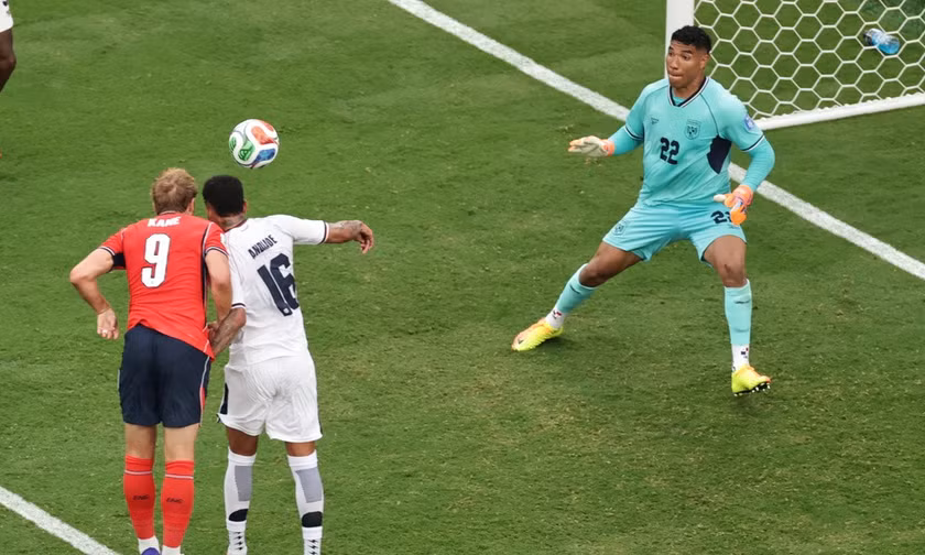 Thắng dễ Panama 2-0, Anh thẳng tiến vòng trong với ngôi đầu