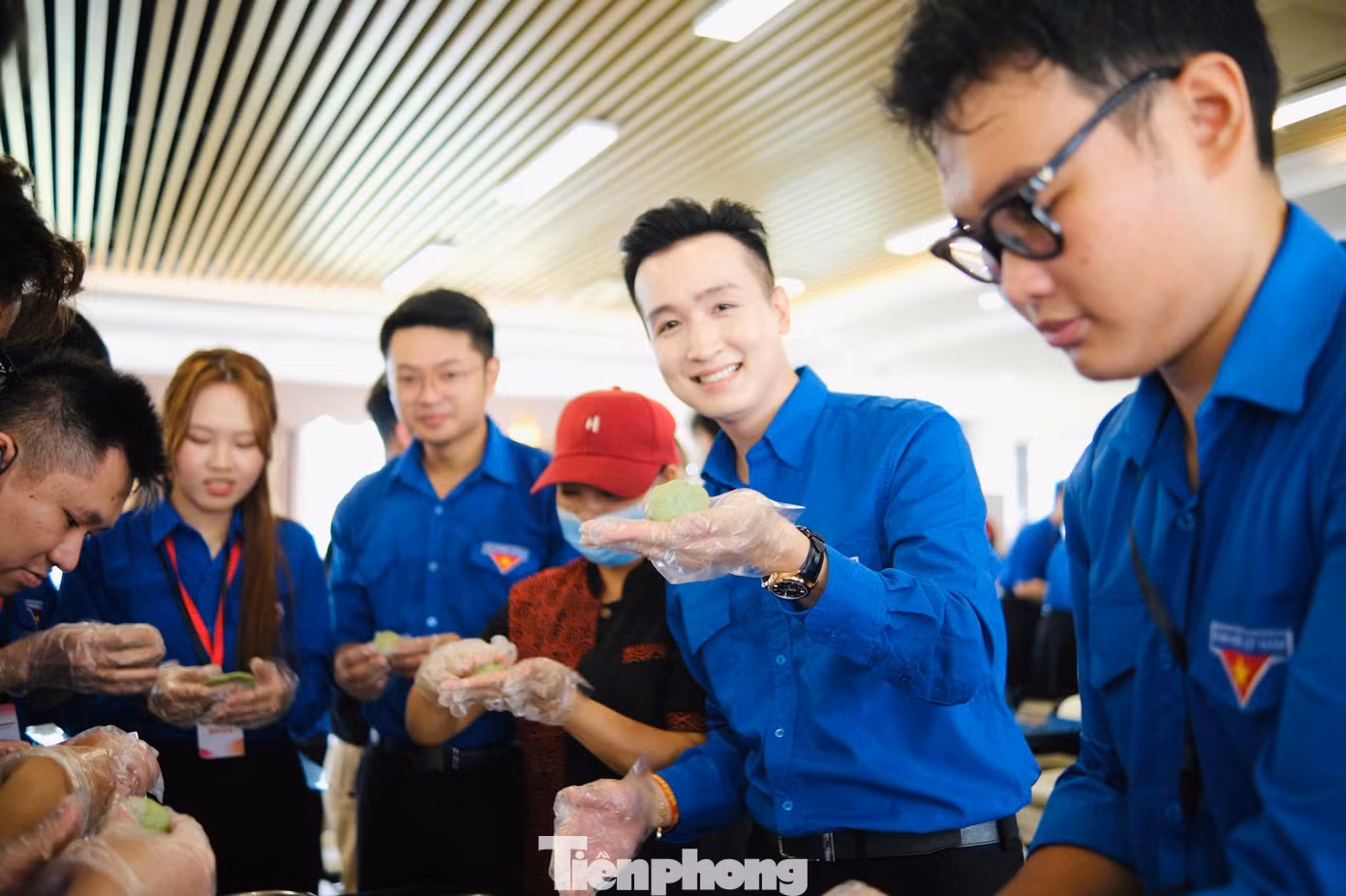 tp-giao-luu-viet-trung-1.jpg