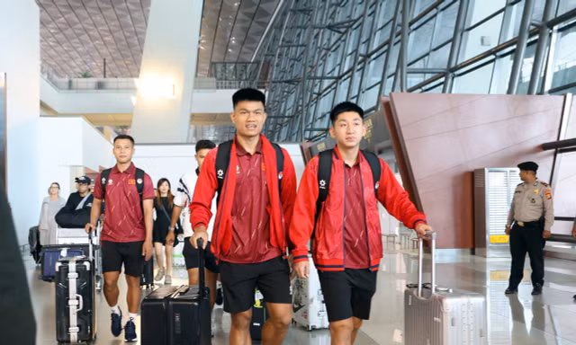 Đội tuyển Việt Nam có mặt tại Indonesia, sẵn sàng cho FIFA ASEAN Cup 2026