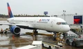 Máy bay chở gần 200 người va chạm tại Atlanta