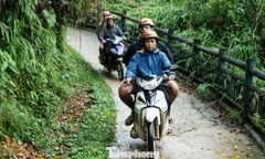 Cách 'trả ơn' thiên nhiên của đội xe ôm du lịch ở thung lũng Kho Mường