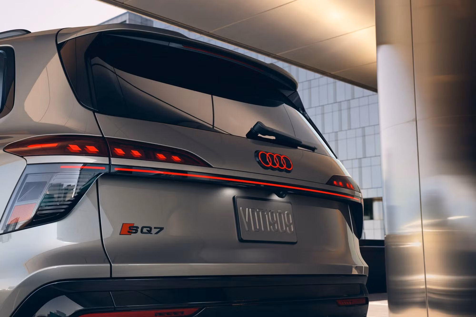2027-audi-sq7-00003-2048x1366.jpg