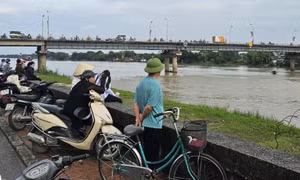 Chú rể 23 tuổi nghi nhảy sông, mất tích trong ngày cưới