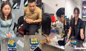 Hải quan sân bay Nội Bài phát hiện 5 hành khách cất giấu gần 13kg kim loại nghi là vàng