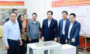 Tỉnh miền núi duy trì vận động bầu cử bằng tiếng dân tộc thiểu số để không bỏ sót cử tri