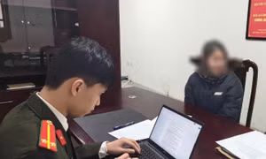 Hà Nội: Xử phạt người đăng tin sai sự thật về việc 'cấm xe tải' để bán giấy đi đường
