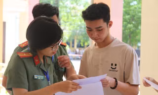 Toàn cảnh tuyển sinh đại học các trường công an: Dừng tuyển thẳng giải khoa học kĩ thuật