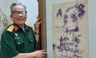 Hai bức 'huyết họa' hiếm có về Bác Hồ