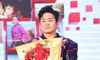 Ca sĩ Tùng Dương và Đạo diễn Việt Tú là Đại sứ Chạm Yêu Thương.