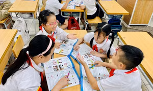 Giờ học tiếng Anh của học sinh tiểu học