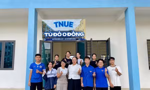“Tủ đồ 0 đồng” ai cần đến lấy, ai có đến cho