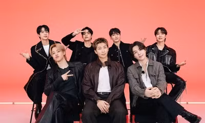 BTS 'càn quét' thị trường âm nhạc khó tính nhất thế giới