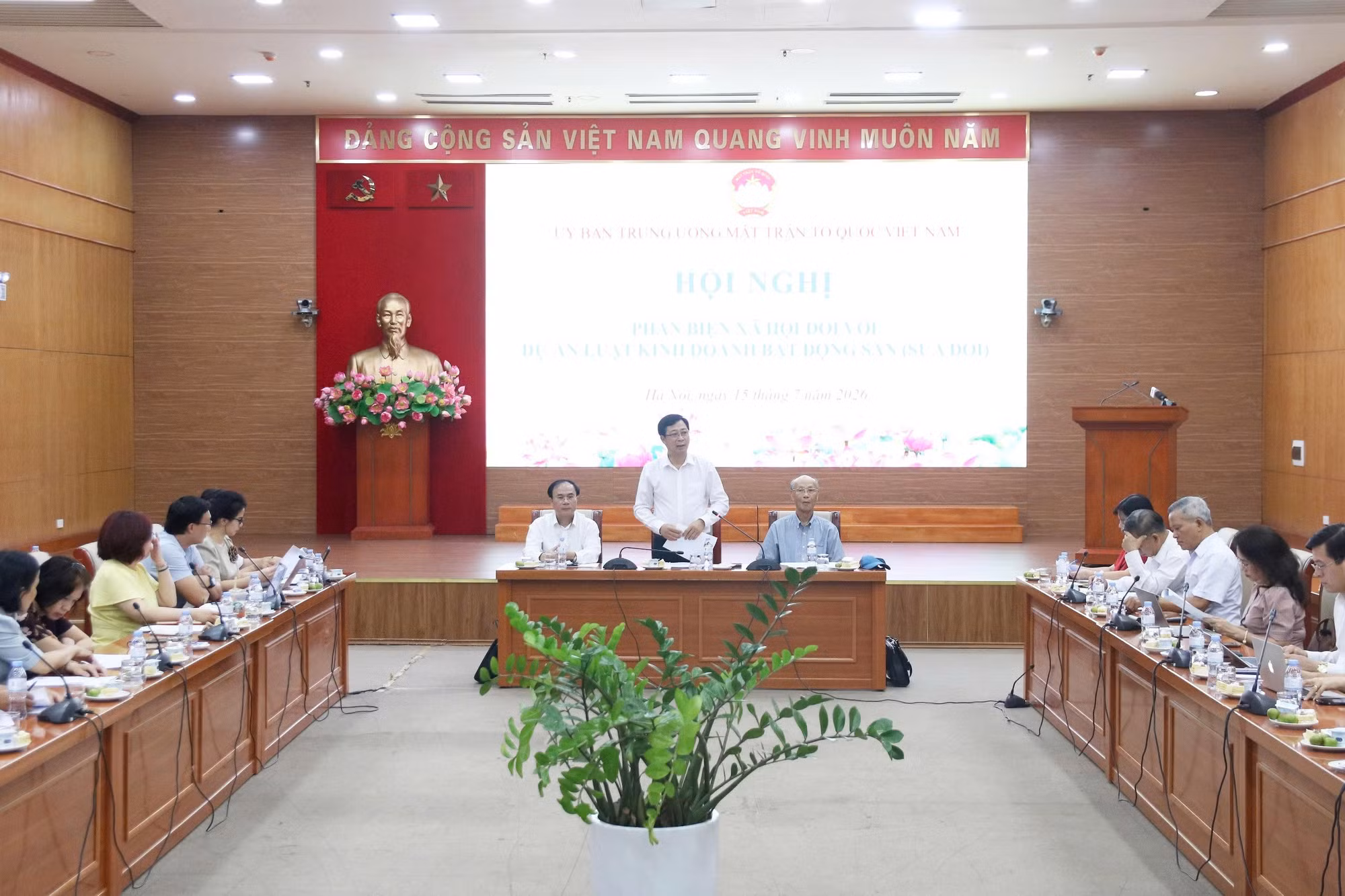 Chuyên gia cảnh báo bài học từ chung cư HH Linh Đàm khi góp ý sửa Luật Kinh doanh BĐS
