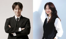 "Huyền thoại visual" đổ bộ: Đã "mợ ngố" Song Ji Hyo còn "chàng gốm" Kim Bum 