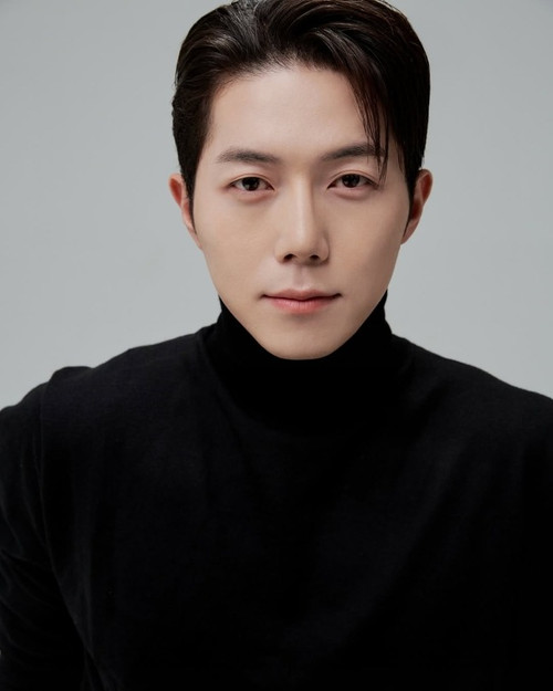 Nam diễn viên Park Min Jae đột ngột qua đời ở tuổi 32. Ảnh: Spotv. Nam diễn viên Park Min Jae đột ngột qua đời ở tuổi 32. Ảnh: Spotv.