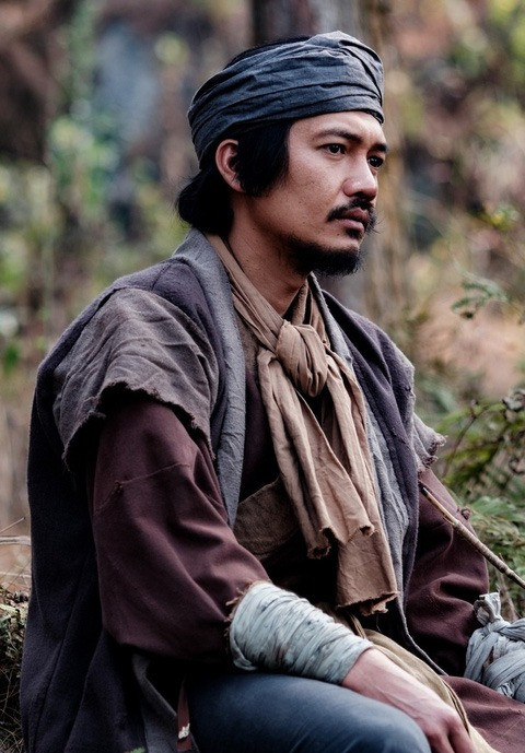 Vai diễn ông Thập trong phim kinh dị cổ trang Tết ở làng Địa Ngục do Quang Tuấn thủ vai.