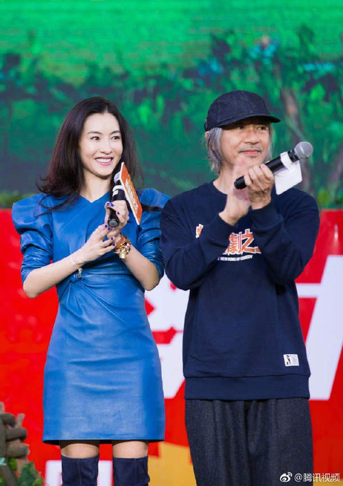 Châu Tinh Trì và Trương Bá Chi có mối quan hệ thân thiết hơn hai thập kỷ. Ảnh: Weibo. Châu Tinh Trì và Trương Bá Chi có mối quan hệ thân thiết hơn hai thập kỷ. Ảnh: Weibo.