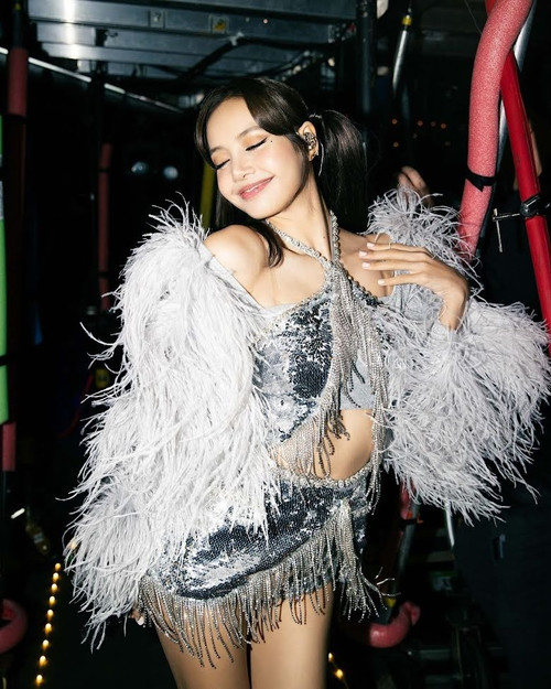 Chưa rõ tương lai của nữ thần tượng gốc Thái tại YG. Ảnh: IG.