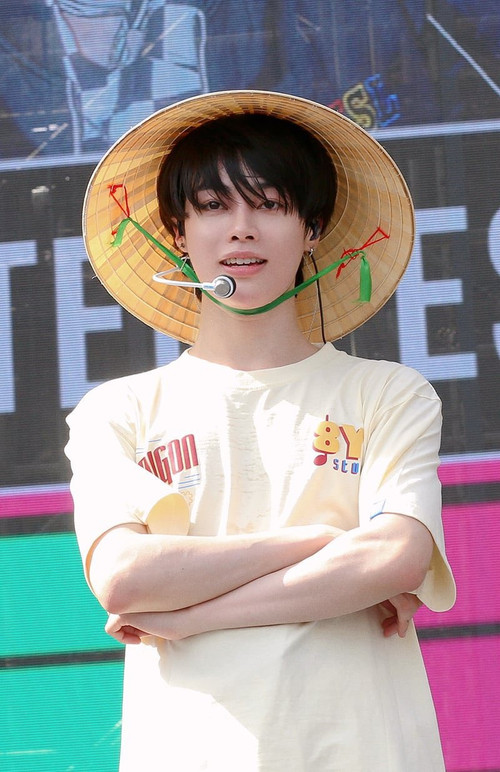 Fandom của Hanbin (Ngô Ngọc Hưng) chi tiền tỷ để ủng hộ thần tượng qua nhiều dự án quảng bá, từ thiện... Fandom của Hanbin (Ngô Ngọc Hưng) chi tiền tỷ để ủng hộ thần tượng qua nhiều dự án quảng bá, từ thiện...