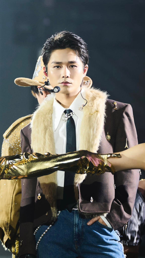 Phát ngôn của Tăng Duy Tân tạo bàn luận.