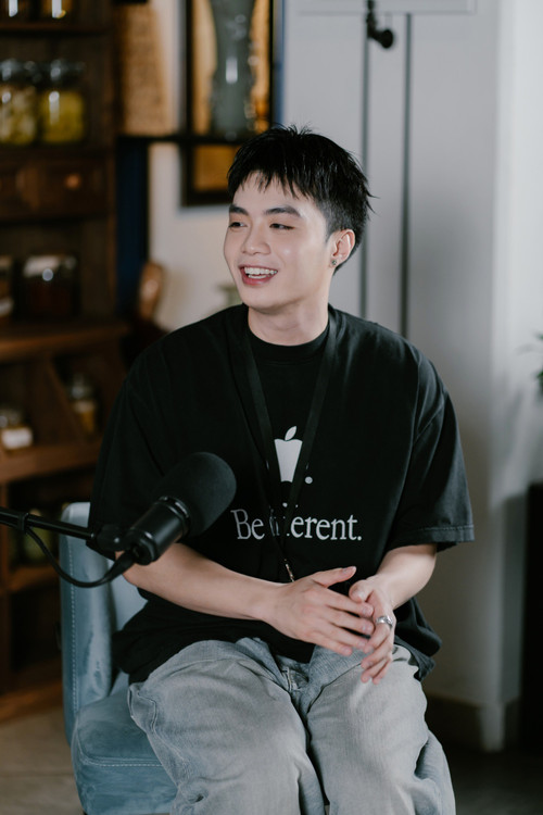 Rapper sinh năm 2001 Negav lên tiếng xin lỗi sau phát ngôn về chuyện bỏ học trong concert Anh trai say hi tối 28/9.