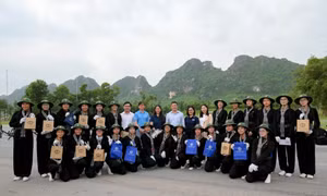 Đoàn công tác ĐHQG TP.HCM tiếp sức tinh thần sinh viên tham gia nhiệm vụ A80 