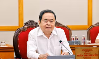 Bộ Chính trị cho ý kiến về phương án nhân sự trình đại hội Đảng bộ 3 tỉnh, thành phố