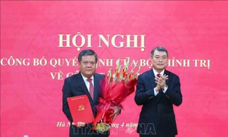 Bộ Chính trị chuẩn y ông Trần Phong giữ chức Bí thư Tỉnh ủy Khánh Hòa