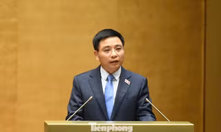 Phấn đấu tăng trưởng 10% trở lên, GDP bình quân đầu người đạt 8.500 USD vào năm 2030