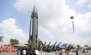 Ngắm dàn vũ khí hiện đại tại triển lãm thành tựu 80 năm